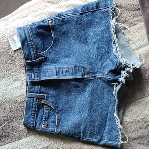 Levi Jean Shorts